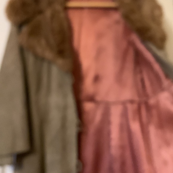 Vintage 70’s Rajac of Leathers of Canada suede coat with fur collar - Picture 8 of 9